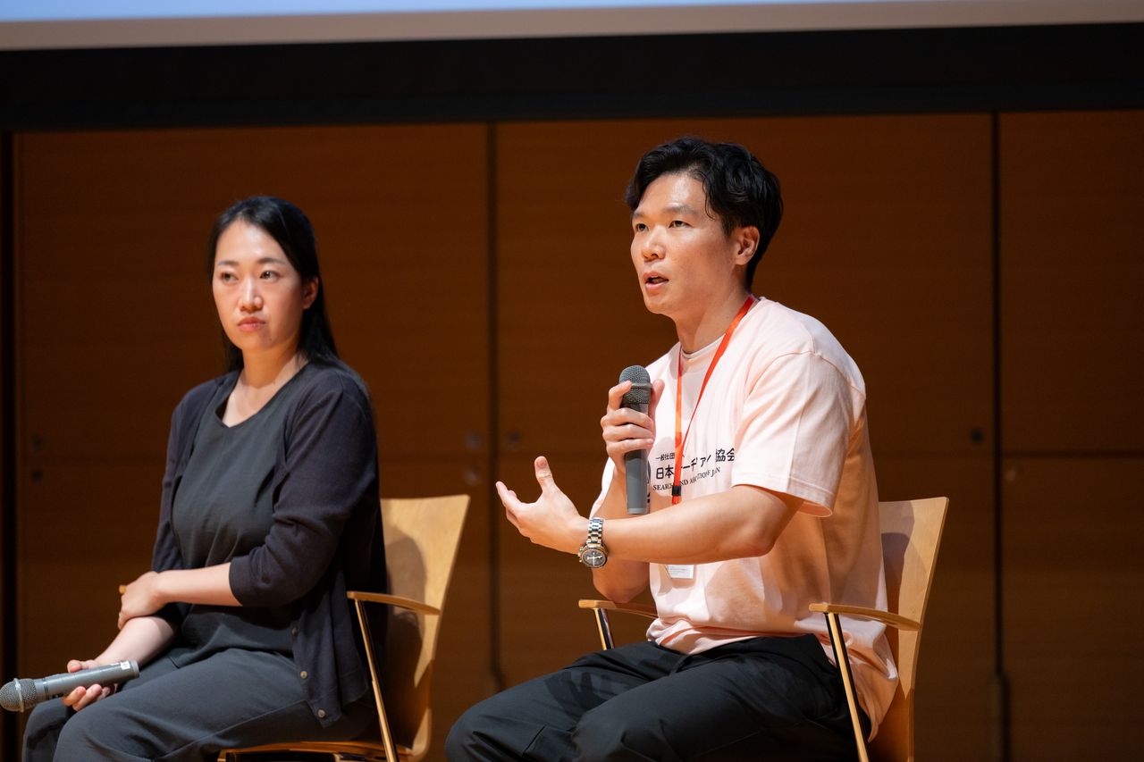 登壇中の様子